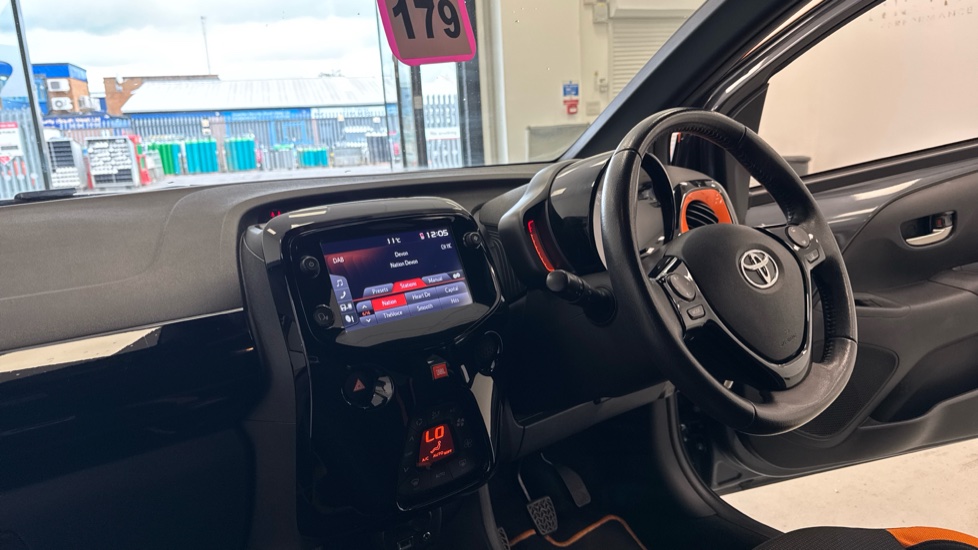 Toyota Aygo 1.0 VVT-i JBL Edition 5dr Petrol Hatchback - Image 9