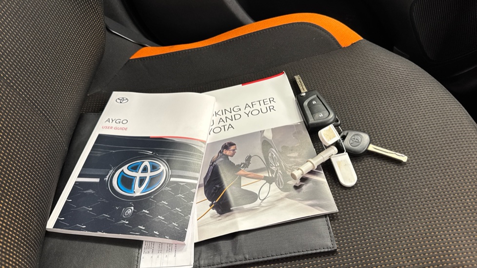 Toyota Aygo 1.0 VVT-i JBL Edition 5dr Petrol Hatchback - Image 19