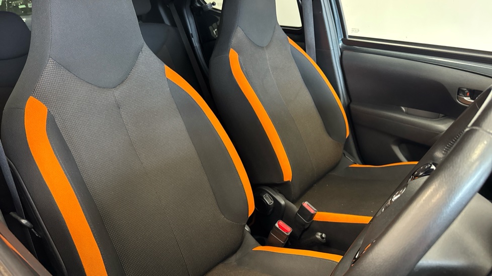 Toyota Aygo 1.0 VVT-i JBL Edition 5dr Petrol Hatchback - Image 25