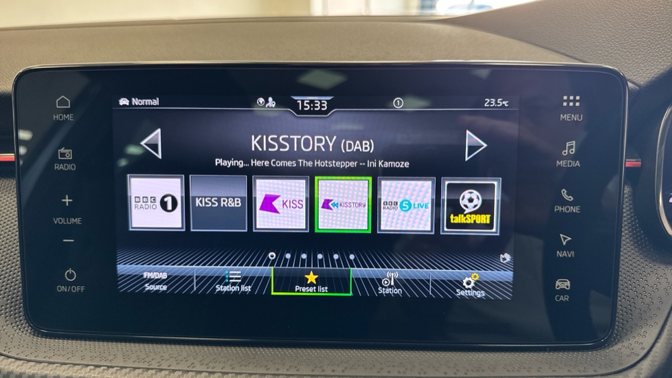 Skoda Scala 1.0 TSI 116 Monte Carlo 5dr DSG Petrol Hatchback - Image 23
