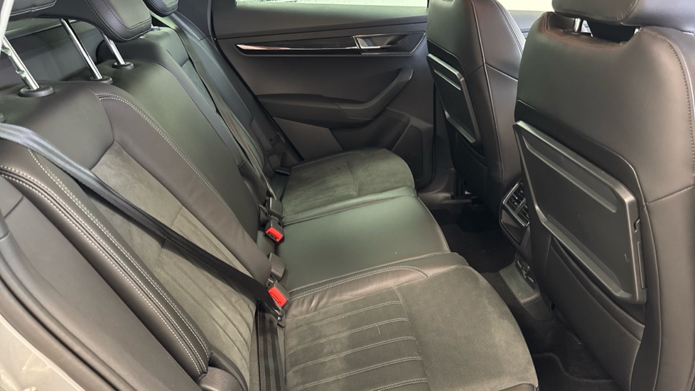 Skoda Karoq 1.5 TSI SE L 5dr Petrol Estate - Image 16