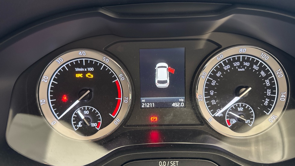 Skoda Karoq 1.5 TSI SE L 5dr Petrol Estate - Image 18