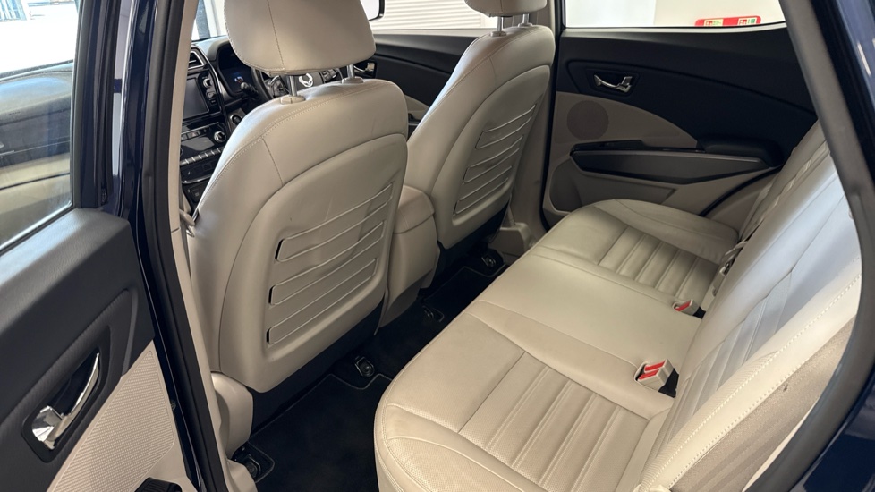 Ssangyong Tivoli 1.5P Ultimate Auto 5dr Petrol Hatchback - Image 16