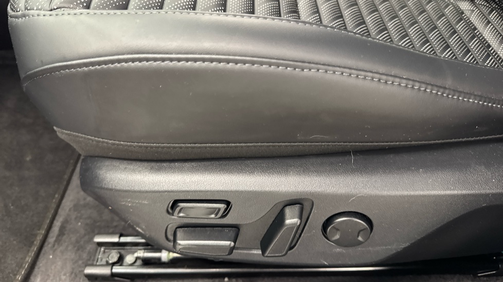 Kia EV4 150kW GT-Line S 81kWh 5dr Auto Electric Hatchback - Image 23