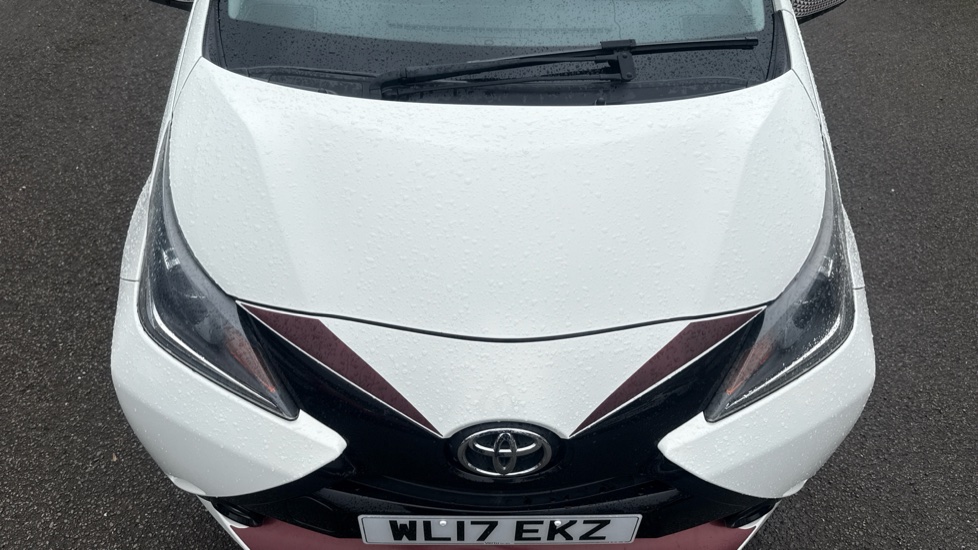 Toyota Aygo 1.0 VVT-i X-Claim 5dr Petrol Hatchback - Image 8
