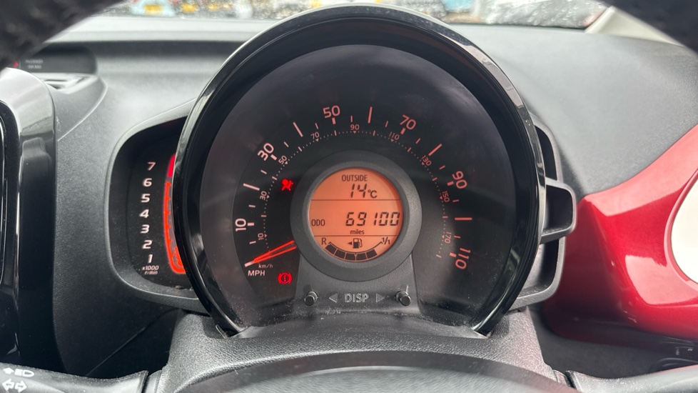 Toyota Aygo 1.0 VVT-i X-Claim 5dr Petrol Hatchback - Image 18