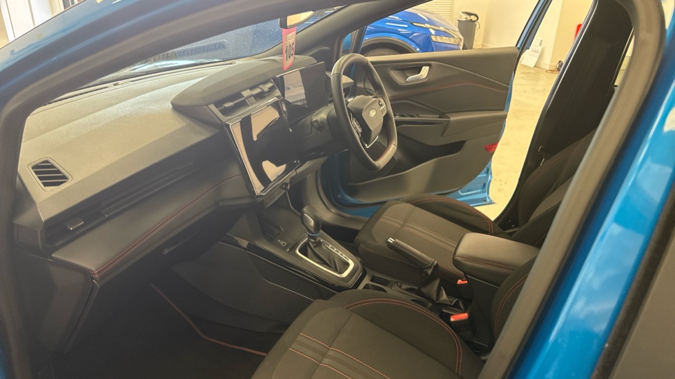 Ford Puma 1.0 EcoBoost Hybrid mHEV ST-Line 5dr DCT Petrol Hatchback - Image 9