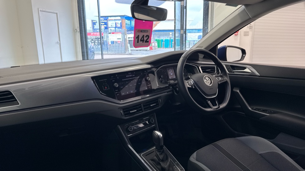 Volkswagen Polo 1.0 TSI 110 SEL 5dr DSG Petrol Hatchback - Image 9
