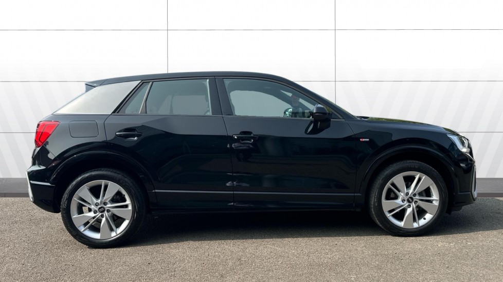 Audi Q2 35 TFSI S Line 5dr S Tronic Petrol Estate - Image 5