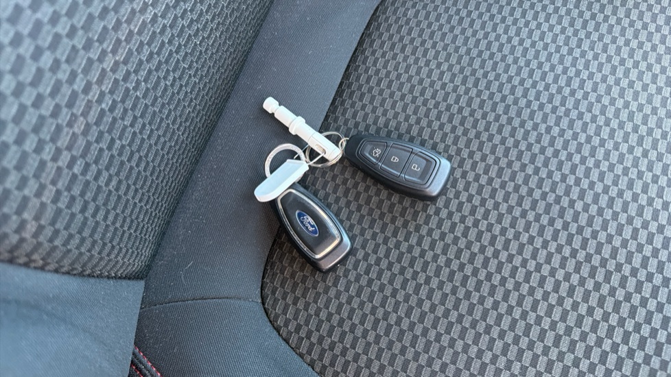 Ford Fiesta 1.0 EcoBoost 125 ST-Line Edition 5dr Petrol Hatchback - Image 19