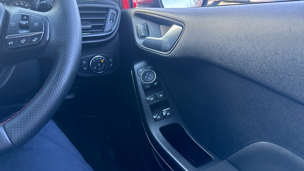 Ford Fiesta 1.0 EcoBoost 125 ST-Line Edition 5dr Petrol Hatchback - Image 44