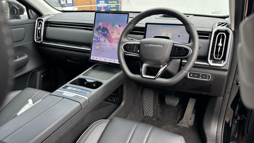 Jaecoo 7 1.5T SHS-P Luxury 5dr Auto Estate - Image 14