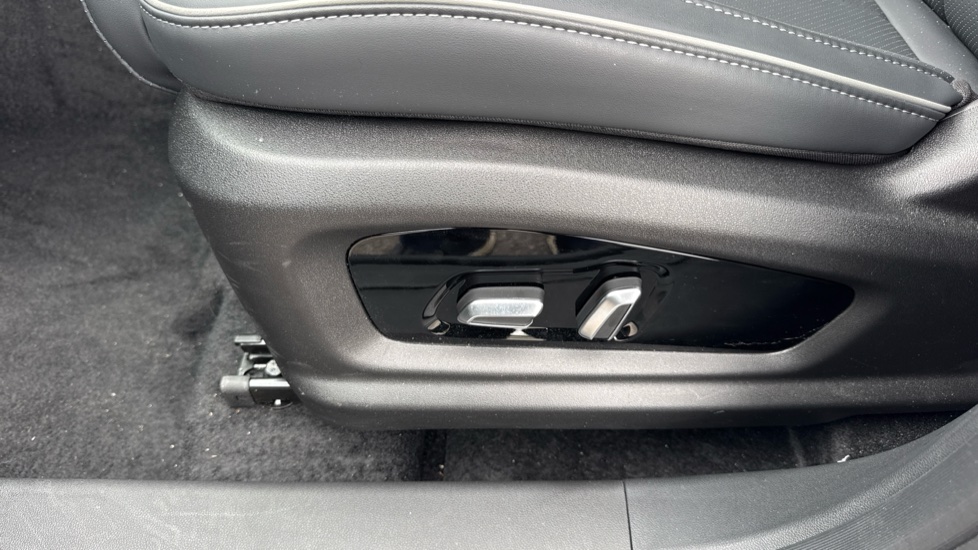 Jaecoo 7 1.5T SHS-P Luxury 5dr Auto Estate - Image 28