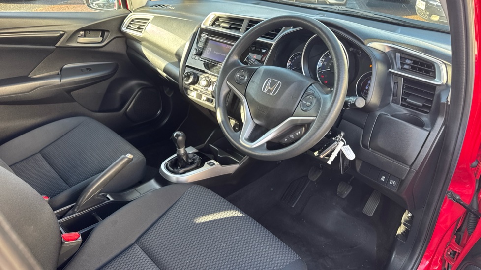 Honda Jazz 1.3 i-VTEC S 5dr Petrol Hatchback - Image 11
