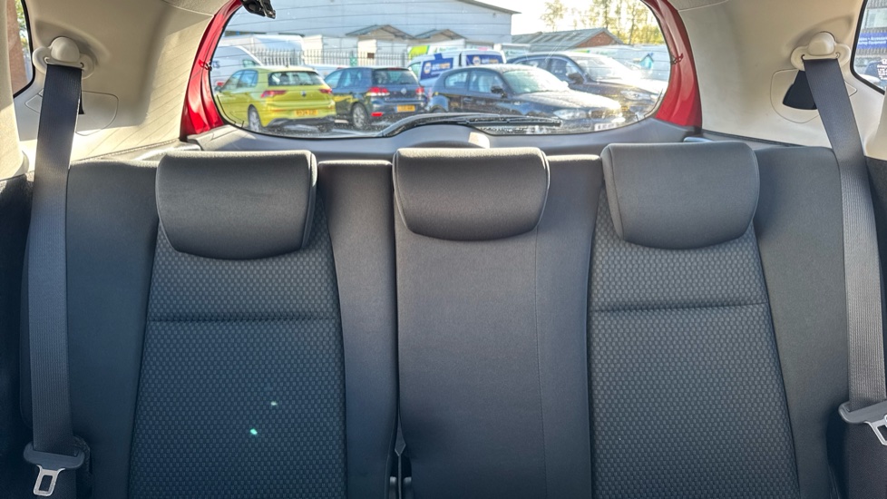Honda Jazz 1.3 i-VTEC S 5dr Petrol Hatchback - Image 15