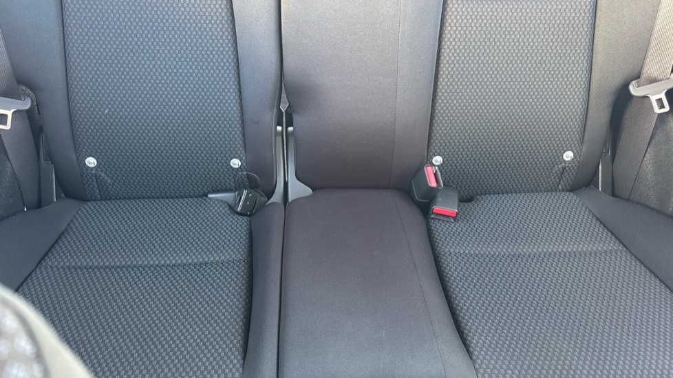Honda Jazz 1.3 i-VTEC S 5dr Petrol Hatchback - Image 17