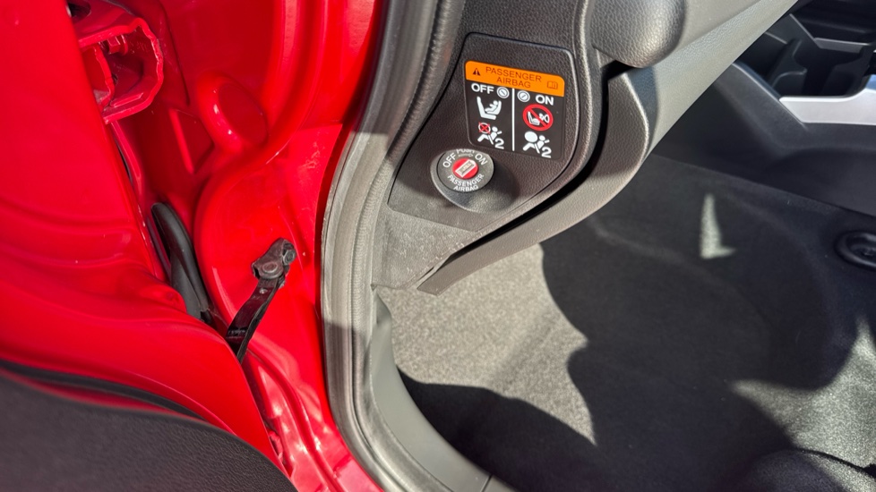 Honda Jazz 1.3 i-VTEC S 5dr Petrol Hatchback - Image 38