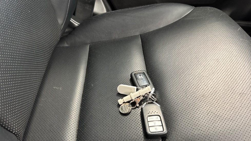 Honda CR-V 1.6 i-DTEC 160 EX 5dr Auto Diesel Estate - Image 20