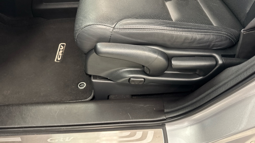 Honda CR-V 1.6 i-DTEC 160 EX 5dr Auto Diesel Estate - Image 30