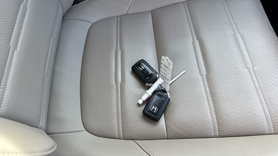Honda CR-V 2.0 i-MMD Hybrid EX 5dr eCVT Hybrid Estate - Image 20