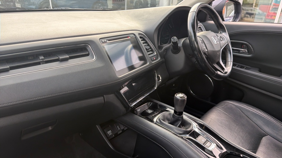 Honda HR-V 1.5 i-VTEC EX 5dr Petrol Hatchback - Image 9