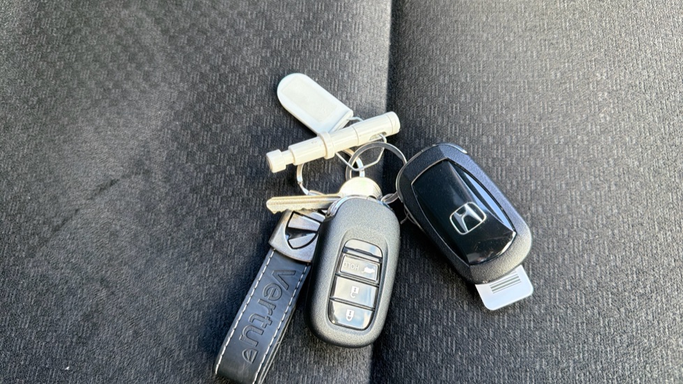 Honda CR-V 1.6 i-DTEC 160 SE Plus 5dr Auto [Nav] Diesel Estate - Image 20