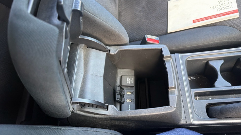 Honda CR-V 1.6 i-DTEC 160 SE Plus 5dr Auto [Nav] Diesel Estate - Image 30
