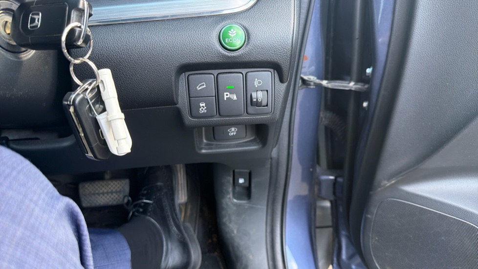 Honda CR-V 1.6 i-DTEC 160 SE Plus 5dr Auto [Nav] Diesel Estate - Image 31