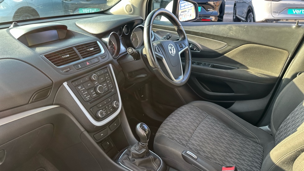 Vauxhall Mokka 1.6i Exclusiv 5dr Petrol Hatchback - Image 9