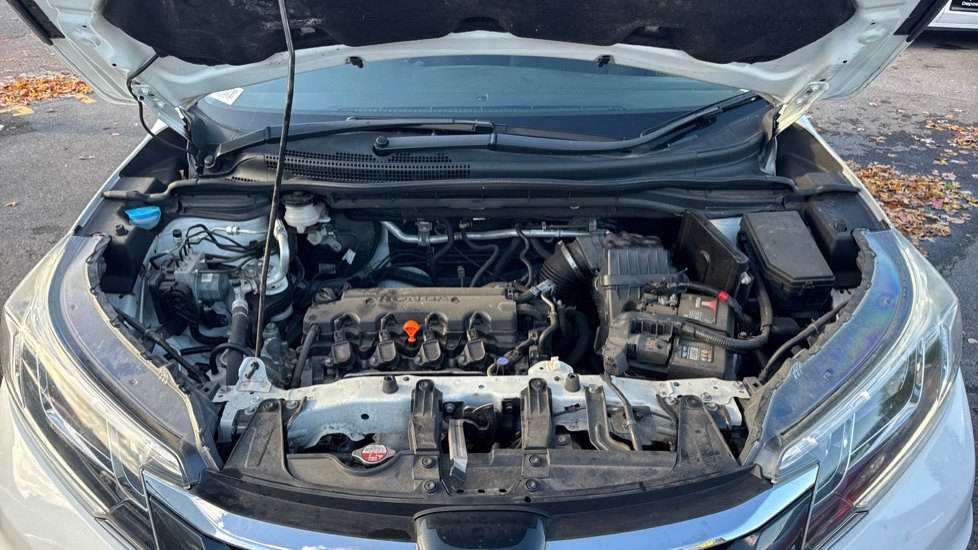Honda CR-V 2.0 i-VTEC SE Plus 5dr Auto [Nav] Petrol Estate - Image 8