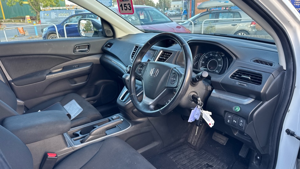 Honda CR-V 2.0 i-VTEC SE Plus 5dr Auto [Nav] Petrol Estate - Image 11