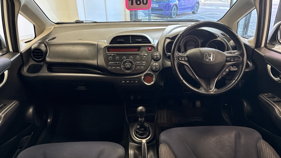 Honda Jazz 1.4 i-VTEC ES Plus 5dr Petrol Hatchback - Image 10