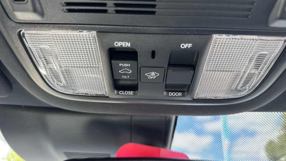 Honda Civic 1.0 VTEC Turbo EX 5dr CVT Petrol Hatchback - Image 26