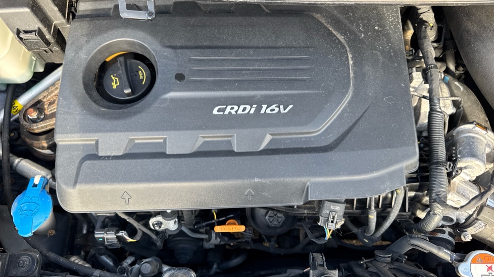 Kia Venga 1.6 CRDi ISG 3 5dr Diesel Hatchback - Image 33
