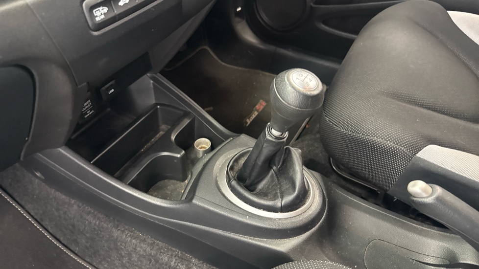 Honda Jazz 1.4 i-VTEC Si 5dr Petrol Hatchback - Image 13
