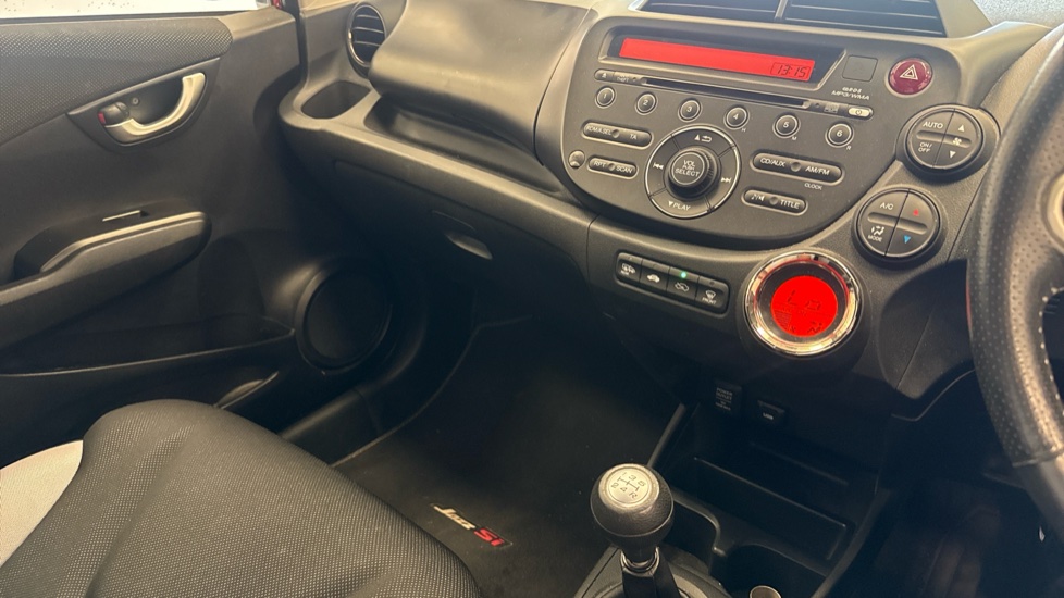 Honda Jazz 1.4 i-VTEC Si 5dr Petrol Hatchback - Image 14