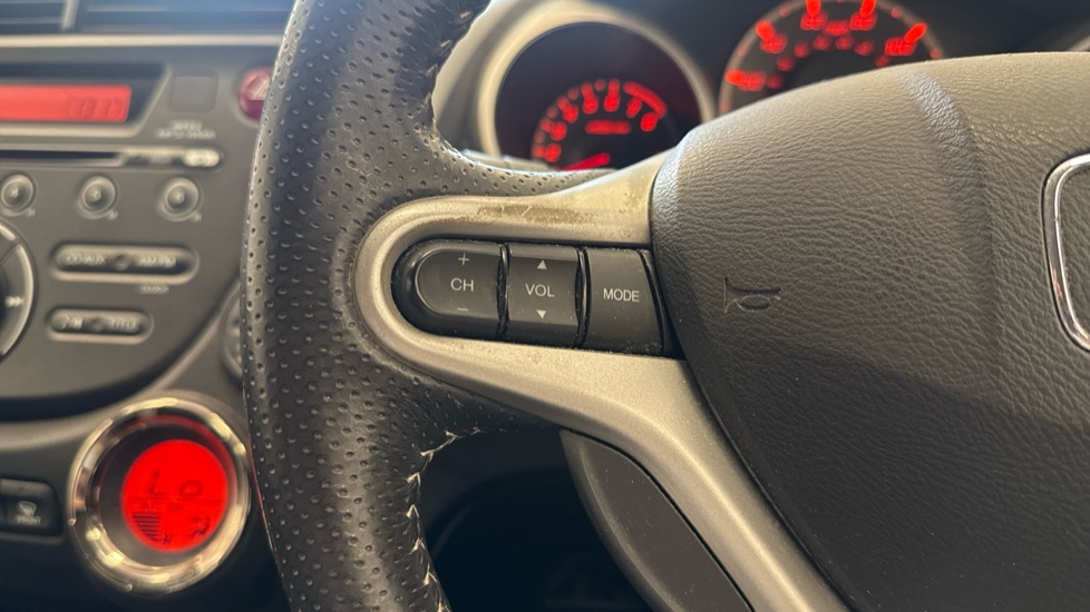 Honda Jazz 1.4 i-VTEC Si 5dr Petrol Hatchback - Image 30