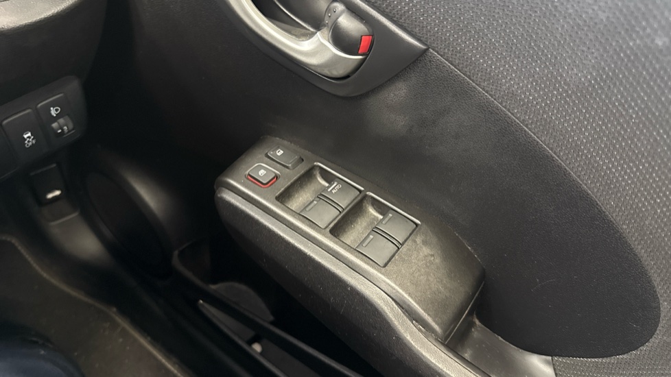 Honda Jazz 1.4 i-VTEC Si 5dr Petrol Hatchback - Image 35