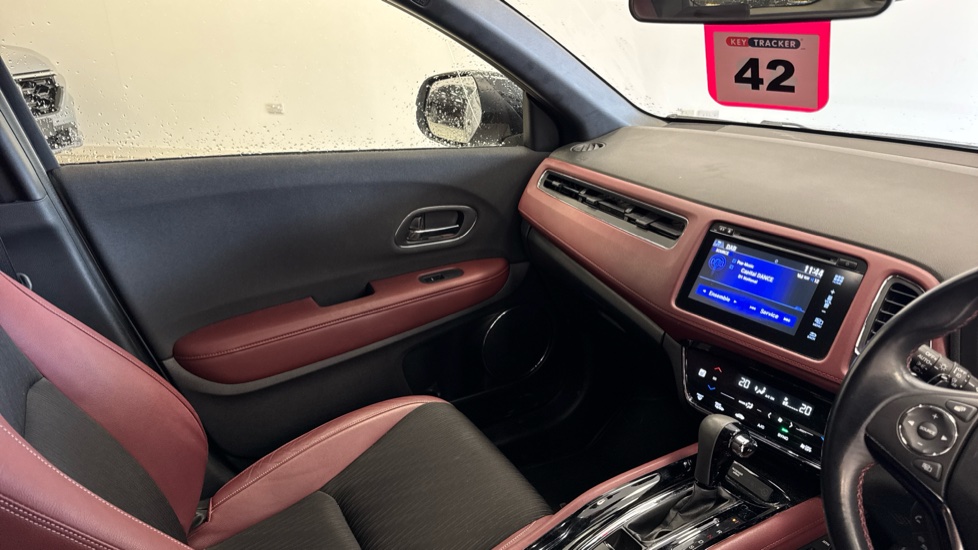 Honda HR-V 1.5 i-VTEC Turbo Sport CVT 5dr Petrol Hatchback - Image 14