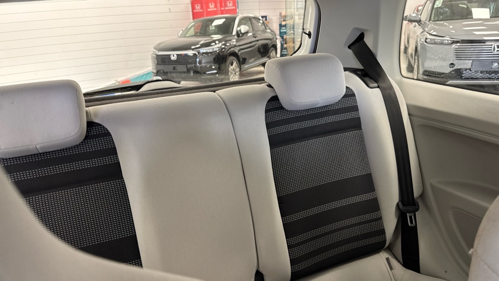 SEAT Mii 1.0 SE 3dr Petrol Hatchback - Image 16