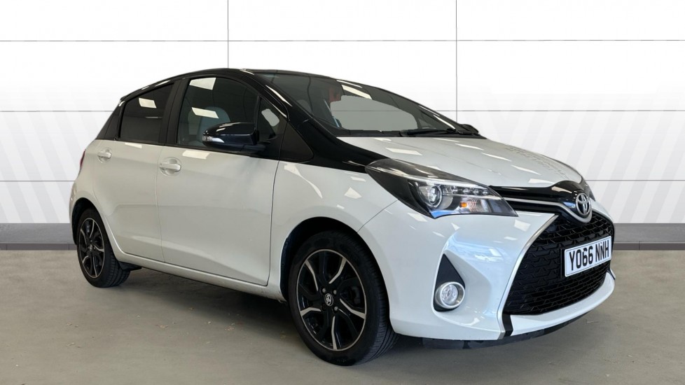 Toyota Yaris 1.33 VVT-i Design 5dr CVT Petrol Hatchback - Image 1