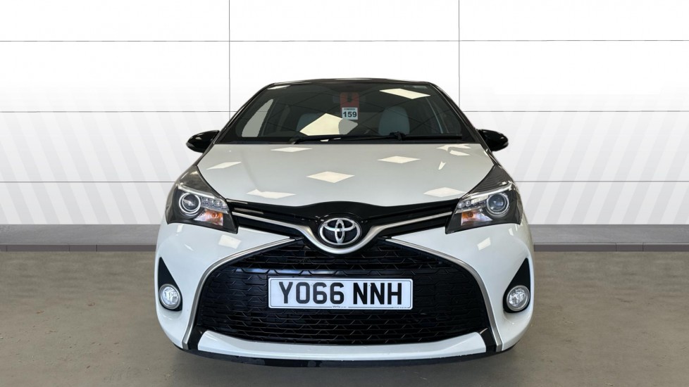 Toyota Yaris 1.33 VVT-i Design 5dr CVT Petrol Hatchback - Image 3