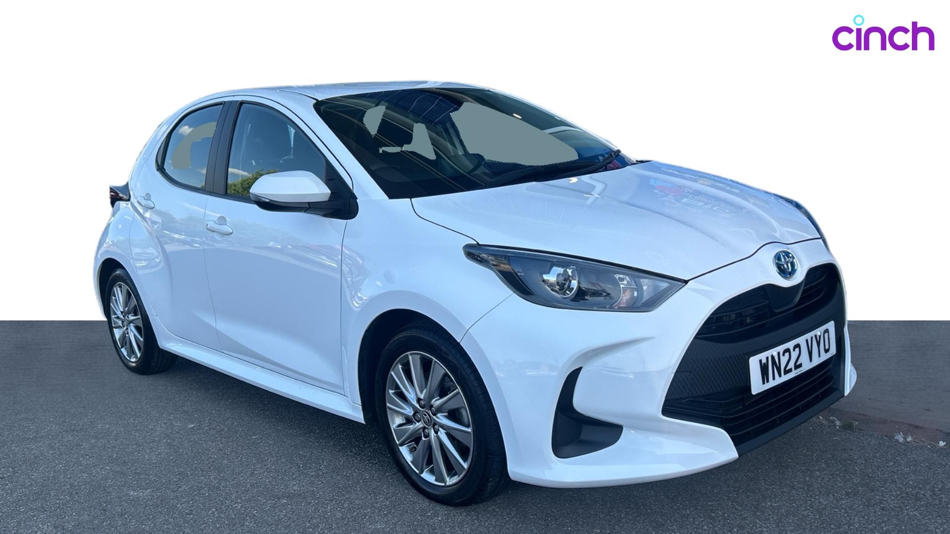 Toyota Yaris listing photo