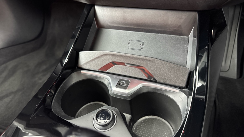 BMW 1 Series M135i xDrive 5dr Step Auto Petrol Hatchback - Image 54