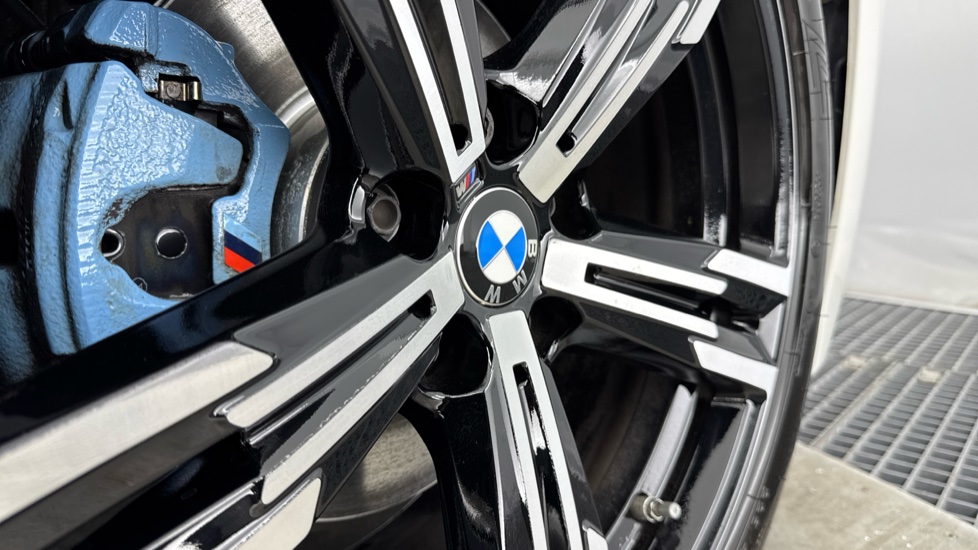 BMW 2 Series 220i M Sport 2dr Step Auto [Tech+ Pack] Petrol Coupe - Image 34