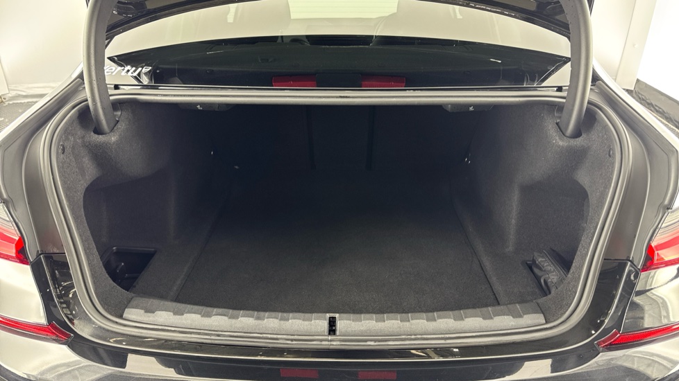 BMW 3 Series M340i xDrive 4dr Step Auto Petrol Saloon - Image 13