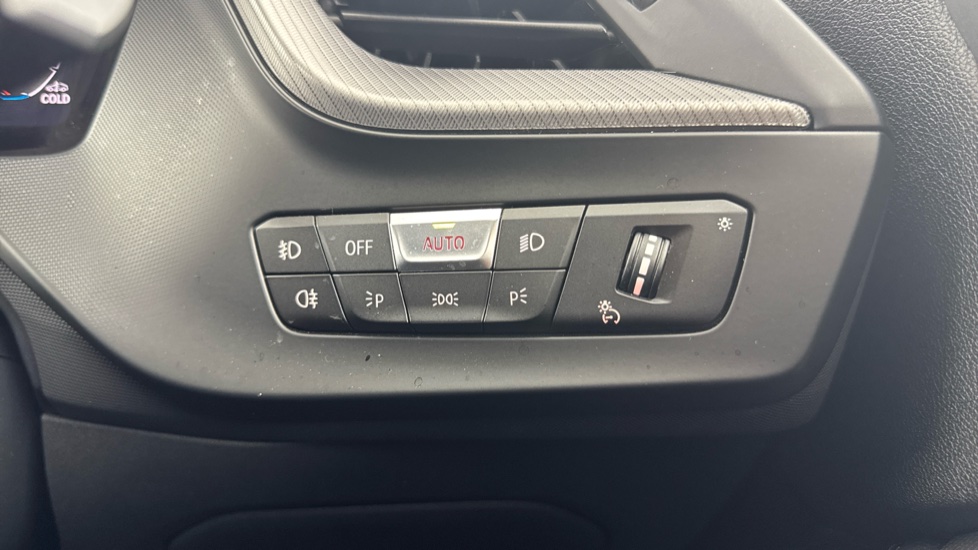 BMW 1 Series 118i M Sport 5dr Step Auto Petrol Hatchback - Image 20