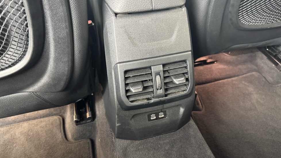 BMW 1 Series 118i M Sport 5dr Step Auto Petrol Hatchback - Image 40