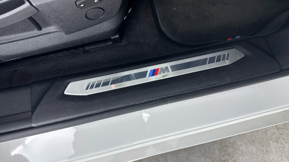 BMW 1 Series 118i M Sport 5dr Step Auto Petrol Hatchback - Image 46
