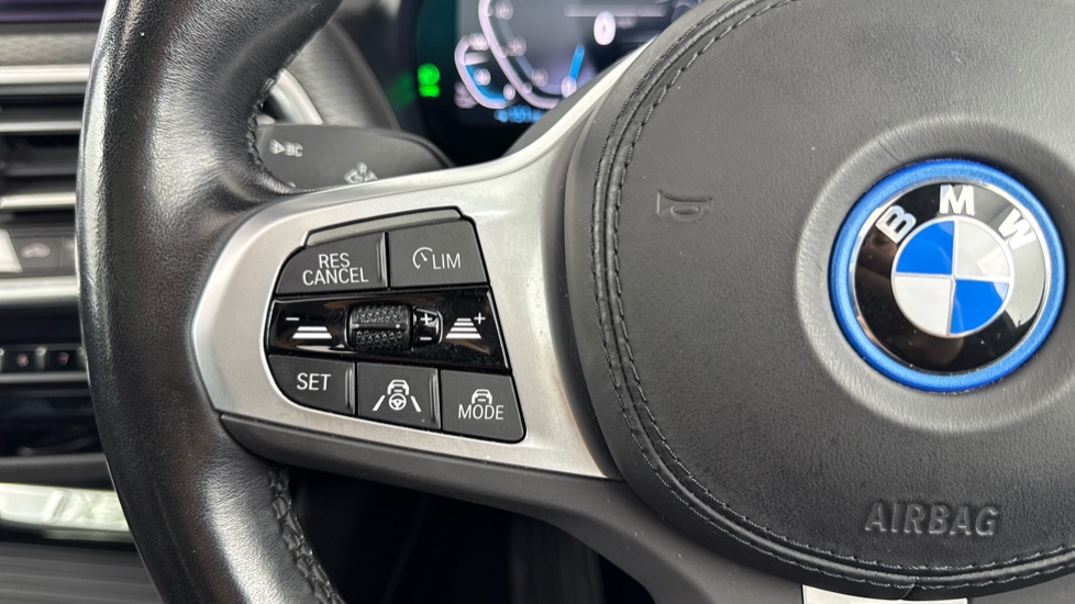 BMW iX3 210kW M Sport Pro 80kWh 5dr Auto Electric Estate - Image 17